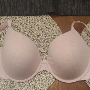 Victoria's Secret Pink Women's Bra Size 38D